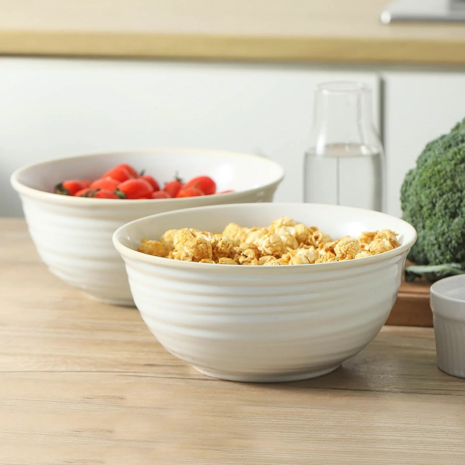 Porcelain, stoneware and earthenware: what the difference does to your table